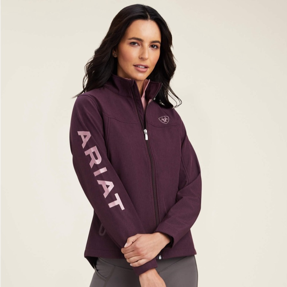 Ariat soft shell team jacket mulberry women’s size large.